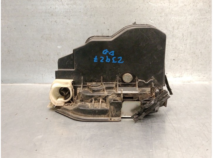 Recambio de cerradura puerta delantera derecha para bmw 3 (e90) 320 i referencia OEM IAM 51217202146 51217202146 