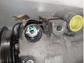 Replacement air conditioning compressor for Hyundai Santa Fé II (CM) 2.2 CRDi GLS OEM IAM reference 977012B151 977012B151 