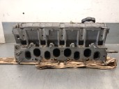 Recambio de culata para volvo v40 familiar td referencia OEM IAM 9031229 8111317 7700867872