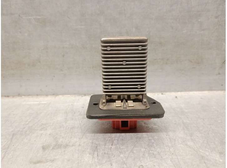 Recambio de resistencia calefaccion para hyundai lantra berlina (rd) 1.9 diesel cat referencia OEM IAM M9615VM 