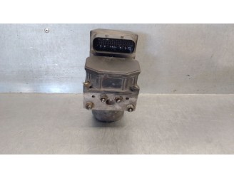 Recambio de abs para jaguar x-type 2.5 v6 24v cat referencia OEM IAM C2S12022 C2S12022 BOSCH