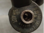 Recambio de inyector para bmw serie 5 berlina (e39) 530d referencia OEM IAM 7785984  0445110266 BOSCH