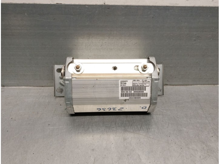 Recambio de airbag delantero derecho para bmw serie 1 berlina (e81/e87) 2.0 16v referencia OEM IAM 396982860058 72126982860 TRW