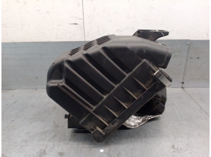 Replacement air filter housing for Volkswagen Passat Saloon (3B2) 1.9 TDI OEM IAM reference 8D0129607G 8D0129607AB 