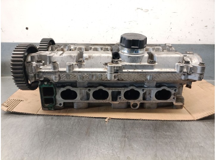 Recambio de culata para volvo v40 familiar 2.0 turbo cat referencia OEM IAM 1001853 8111176 