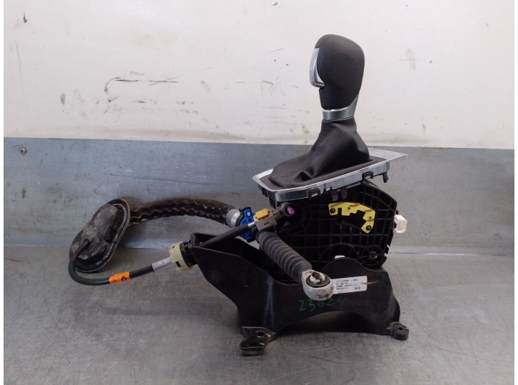 Recambio de palanca cambio para renault clio v (b7_) 1.6 e-tech 140 (b7mu) referencia OEM IAM 349016PB3C 349016PB3C 