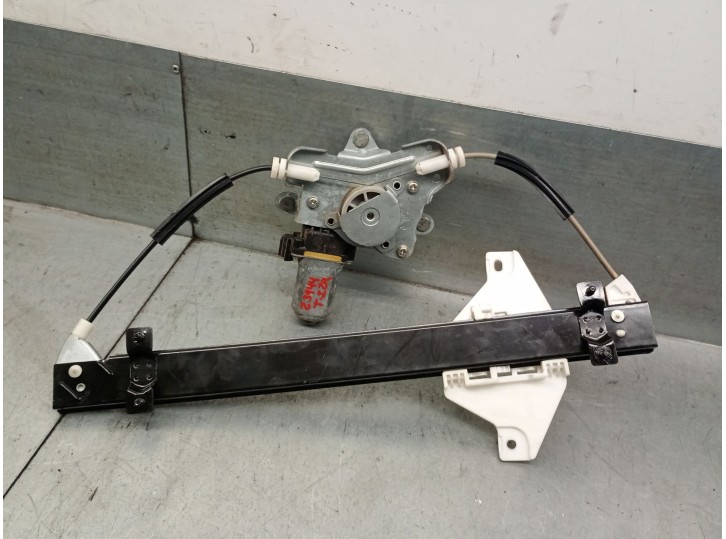 Recambio de elevalunas trasero izquierdo para ssangyong korando (ck) 2.0 e-xdi referencia OEM IAM 7332134001 7332134001 