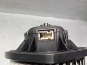 Recambio de motor calefaccion para ssangyong korando (ck) 2.0 e-xdi referencia OEM IAM 6811734000 6811734000 