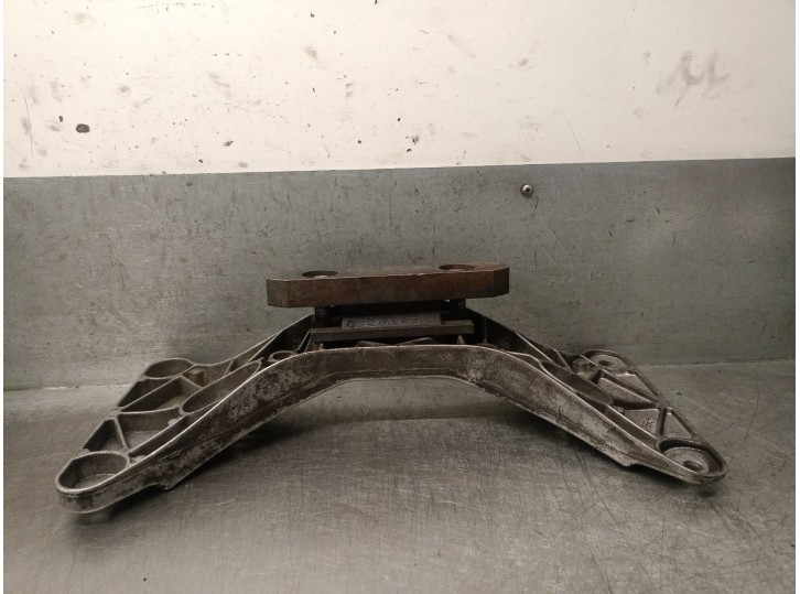 Recambio de soporte cambio para bmw serie 5 berlina (e39) 530d referencia OEM IAM 22311096104 22311096104 
