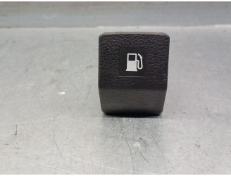 Recambio de cerradura puerta deposito combustible para ssangyong korando (ck) 2.0 e-xdi referencia OEM IAM 671950  