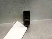 Recambio de mando elevalunas delantero derecho para mazda 3 lim. (bl) 2.2 turbodiesel cat referencia OEM IAM KD3566370 KD3566370