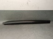 Recambio de molduras delanteras para land rover defender station wagon (l663) d250 mhev 4x4 referencia OEM IAM N8B2025A52AB LR17