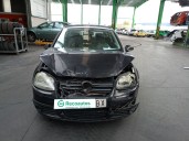 volkswagen golf v berlina (1k1) del año 2008