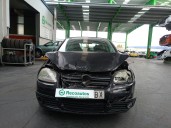 volkswagen golf v berlina (1k1) del año 2008