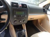 volkswagen golf v berlina (1k1) del año 2005