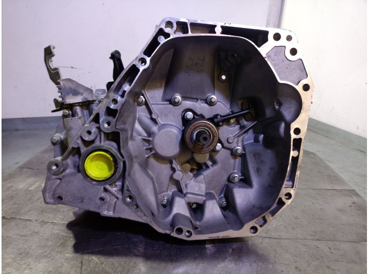 Recambio de caja cambios para nissan juke (f15) 1.6 referencia OEM IAM JR5339 3201001Q2G A007865