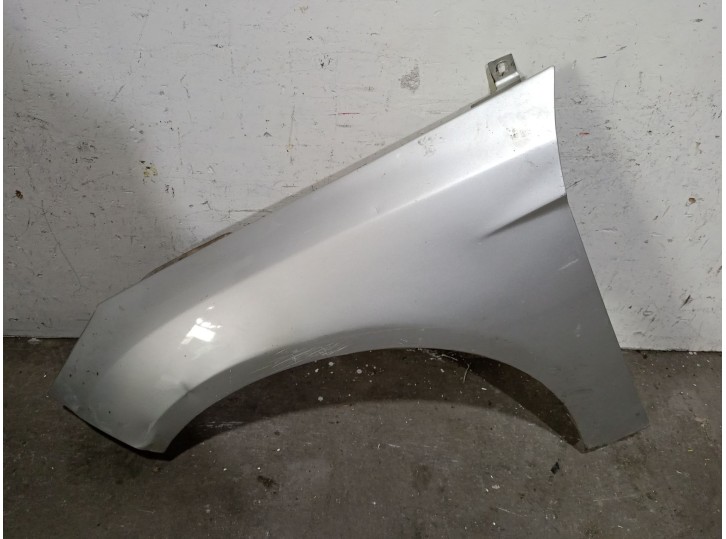 Replacement front left fender for Ford Focus III 1.6 TDCi OEM IAM reference 2171304 2171304