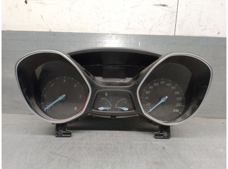 Recambio de cuadro instrumentos para ford focus iii 1.6 tdci referencia OEM IAM BM5T10849CL 1909783 