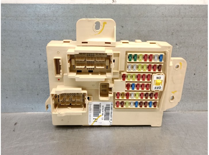 Recambio de caja reles / fusibles para kia optima (fsgds6b) 1.7 crdi referencia OEM IAM 919552T040 