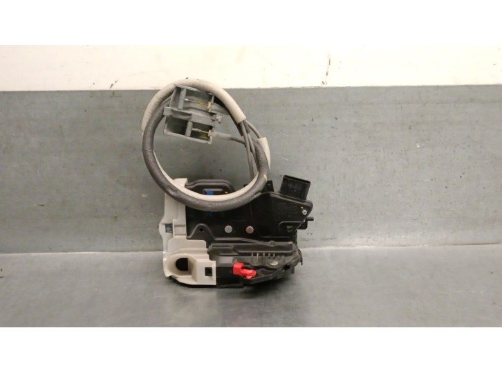 Recambio de cerradura puerta trasera derecha para kia optima (fsgds6b) 1.7 crdi referencia OEM IAM 814202T511 814202T511 