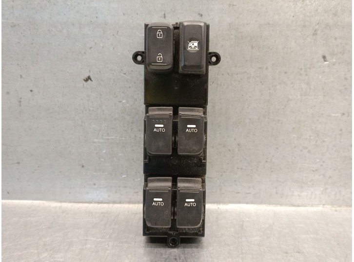 Recambio de mando elevalunas delantero izquierdo para kia optima (fsgds6b) 1.7 crdi referencia OEM IAM 935702T520 935702T520 