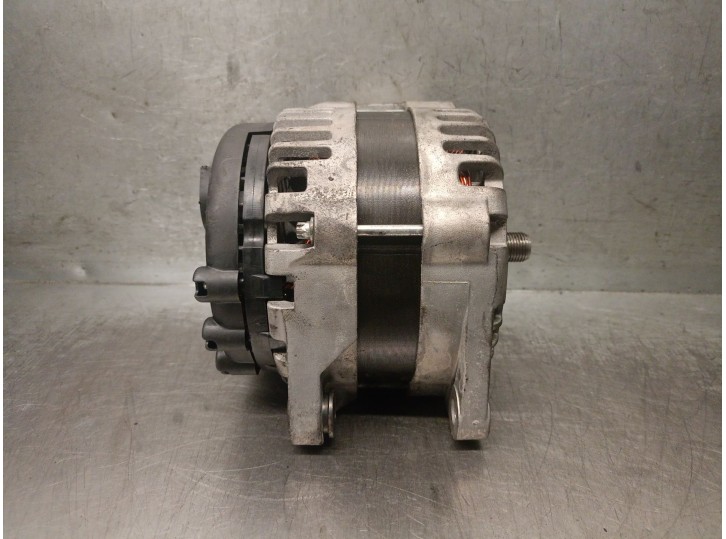 Replacement alternator for SsangYong Korando (CK) 2.0 e-XDi OEM IAM reference A6711540302 6711540302 