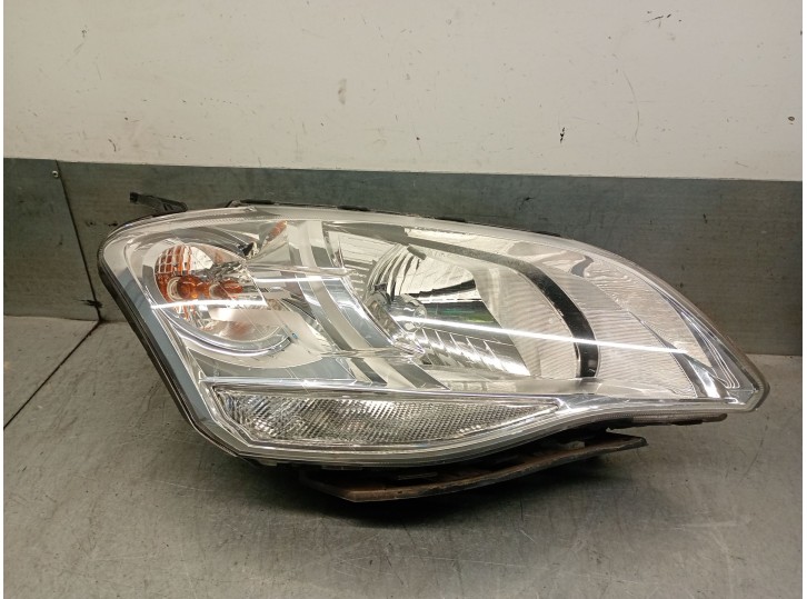 Recambio de faro derecho para ssangyong korando (ck) 2.0 e-xdi referencia OEM IAM 8310234100 8310234100 