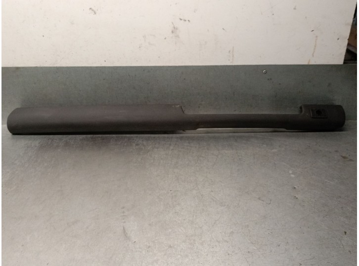 Recambio de embellecedor para land rover defender station wagon (l663) d250 mhev 4x4 referencia OEM IAM R8B2045P68BA LR182587 