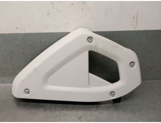 Recambio de embellecedor para land rover defender station wagon (l663) d250 mhev 4x4 referencia OEM IAM L8B2045G43ACW 533123624L