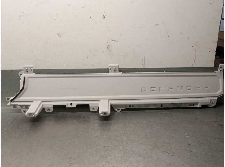 Recambio de embellecedor para land rover defender station wagon (l663) d250 mhev 4x4 referencia OEM IAM L8B2044G54CDW 533123484L