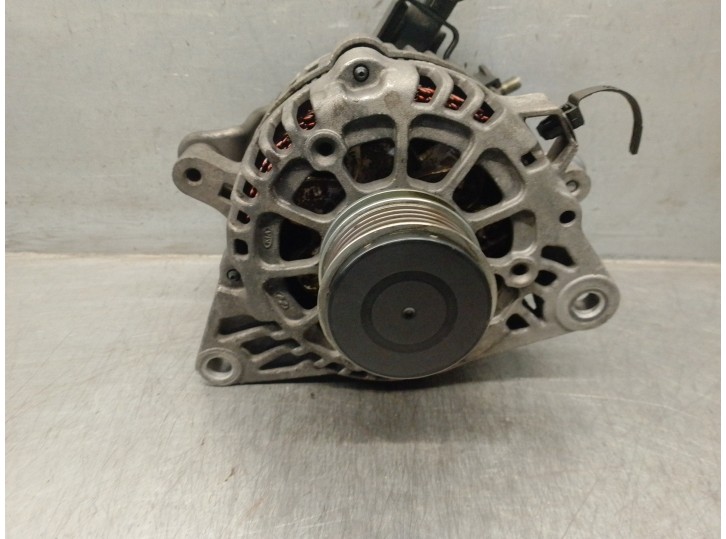 Replacement alternator for Kia Optima 1.7 CRDi CAT OEM IAM reference 373002A910 8400438 