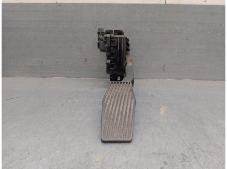 Recambio de potenciometro pedal para opel astra g berlina 1.6 16v referencia OEM IAM 9157998 848003 