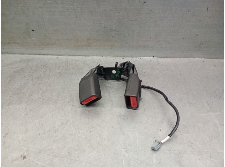 Recambio de enganche cinturon trasero derecho para renault 5 e-tech electric p01 /rbe / a1bea1a50000 referencia OEM IAM 88842956