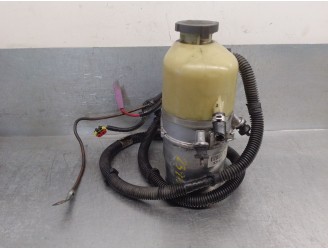Recambio de bomba direccion para opel zafira a 2.2 16v dti cat (y 22 dtr / l50) referencia OEM IAM 93188236 93188236 10400850030
