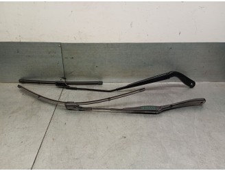 Recambio de brazo limpia delantero derecho para renault 5 e-tech electric p01 /rbe / a1bea1a50000 referencia OEM IAM 288868457R 