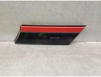 Recambio de molduras traseras para renault 5 e-tech electric p01 /rbe / a1bea1a50000 referencia OEM IAM 833800103R 