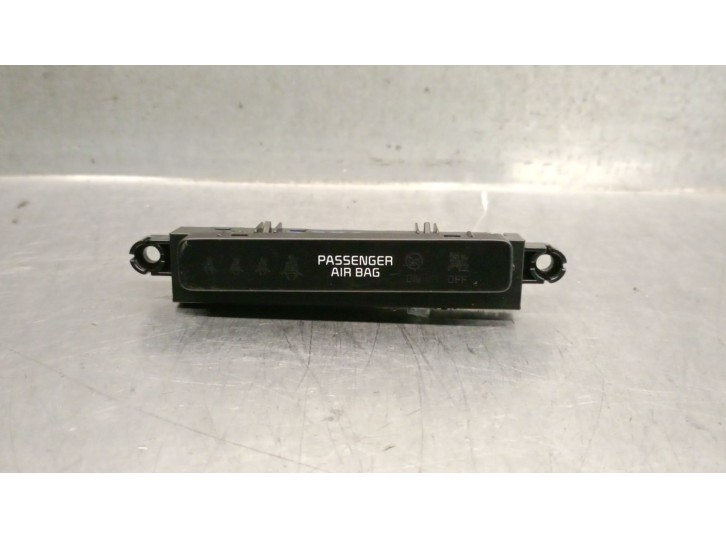 Recambio de pantalla multifuncion para kia optima (fsgds6b) 1.7 crdi referencia OEM IAM 959602T150 959602T150 