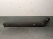 Recambio de embellecedor para land rover defender station wagon (l663) d250 mhev 4x4 referencia OEM IAM L8B2044E07F LR182558 