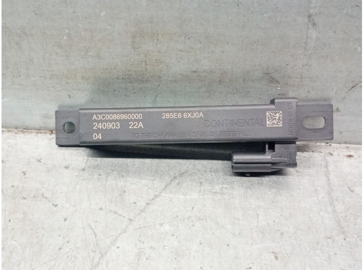 Recambio de antena para renault 5 e-tech electric p01 /rbe / a1bea1a50000 referencia OEM IAM 285E66XJ0A A3C0086960000 CONTINENT