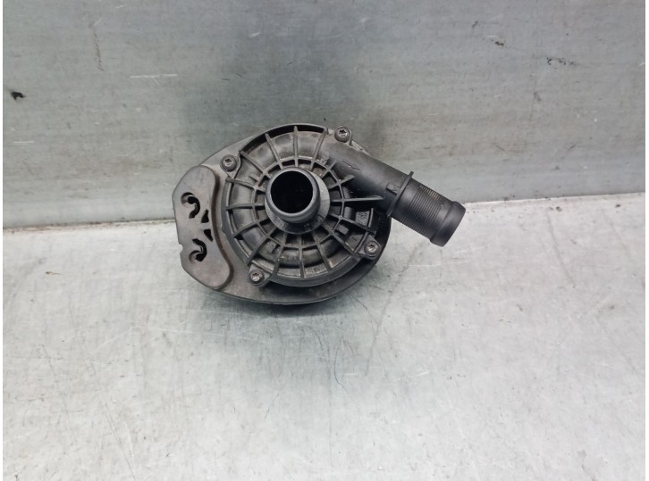 Recambio de bomba agua para renault 5 e-tech electric p01 /rbe / a1bea1a50000 referencia OEM IAM 929303238R  