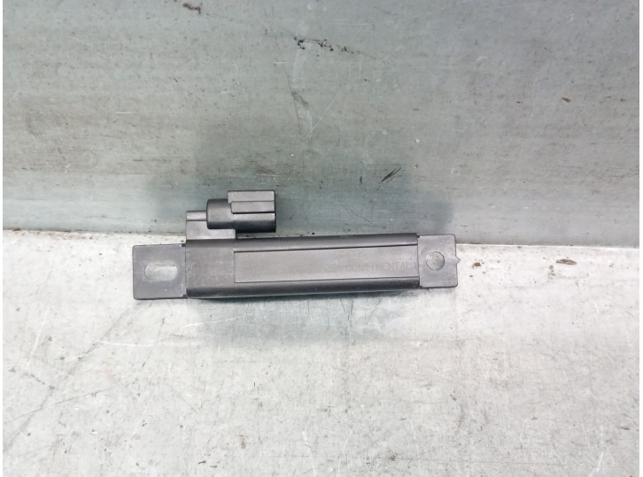 Recambio de antena para renault 5 e-tech electric p01 /rbe / a1bea1a50000 referencia OEM IAM A3C0086970000 