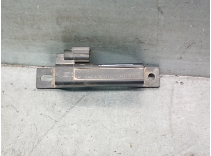 Recambio de antena para renault 5 e-tech electric p01 /rbe / a1bea1a50000 referencia OEM IAM A3C0086970000 