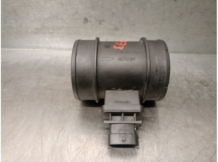 Recambio de caudalimetro para opel combo (corsa c) 1.3 16v cdti referencia OEM IAM 55350048 0281002618 BOSCH