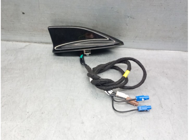 Recambio de antena para renault 5 e-tech electric p01 /rbe / a1bea1a50000 referencia OEM IAM 282161699R  