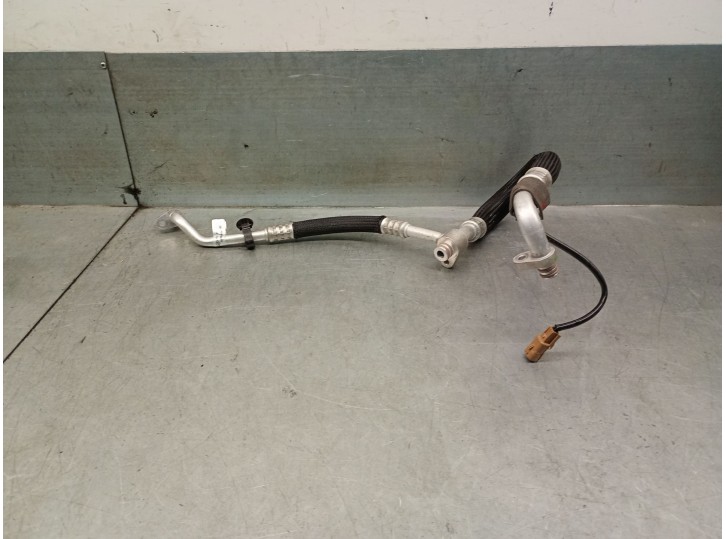 Replacement air conditioning pipes for Renault 5 E-Tech Electric P01 /RBE / A1BEA1A50000 OEM IAM reference 924C54403R 