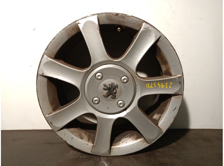 Recambio de llanta para peugeot 1007 1.6 16v cat referencia OEM IAM 9649523180 R156J15CH4-27 