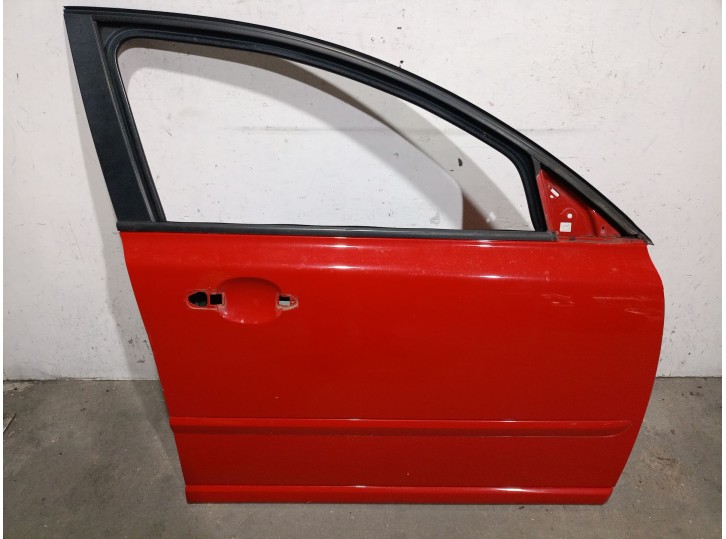Recambio de puerta delantera derecha para volvo s40 berlina 2.0 diesel cat referencia OEM IAM 31335444 31335444 