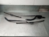 Recambio de brazo limpia delantero derecho para renault scenic ii 1.6 16v referencia OEM IAM 80010797 7701061770 