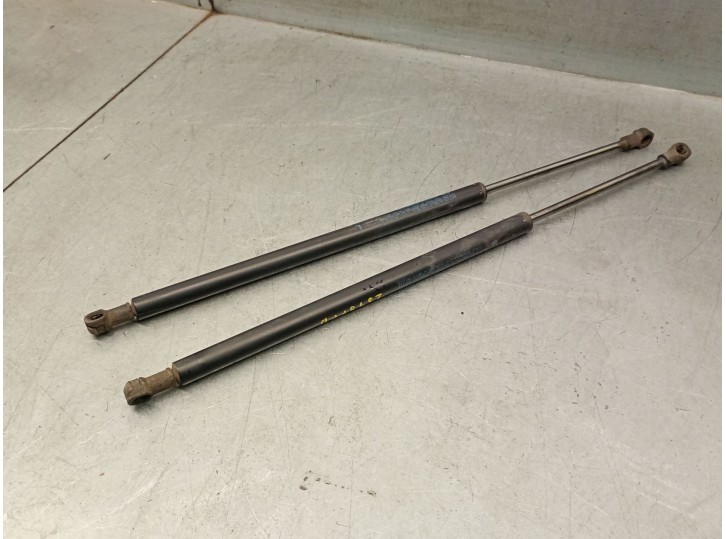 Recambio de amortiguadores maletero / porton para mazda cx-3 (dk) 2.0 skyactiv-g (dk5w, dk6w) referencia OEM IAM D10E62620A D10E