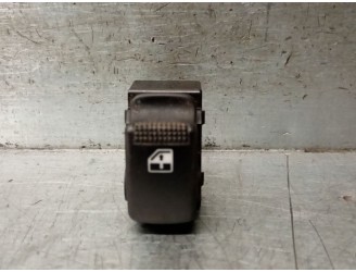Replacement rear left window regulator switch for Hyundai Getz (TB) 1.1 12V CAT OEM IAM reference 935801C000BJ 935801C000BJ 